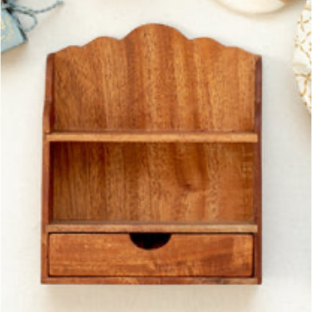 ISO Hazel Village ISO bookshelf